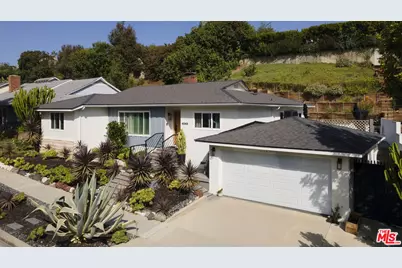 4049 Fairway Blvd, View Park, CA 90043 - Photo 1