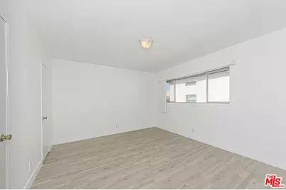 428 S Wilton Pl #5, Los Angeles, CA 90020 - Photo 1