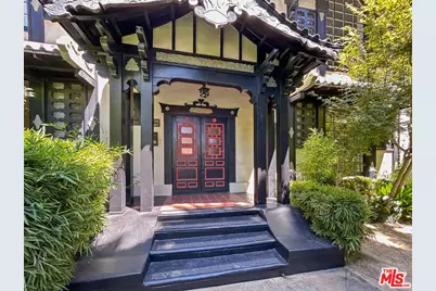 1220 N La Cienega Blvd #E-2, West Hollywood, CA 90069 - Photo 1