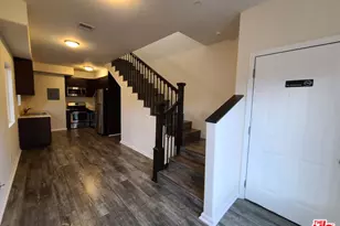 7117 Hawthorn Ave, Los Angeles, CA 90046 - Photo 1