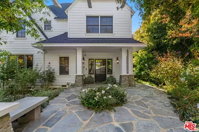 233 S Saltair Ave, Los Angeles, CA 90049 - Photo 1