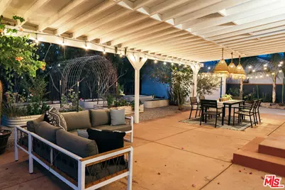 14135 Glamis St, Arleta, CA 91331 - Photo 1