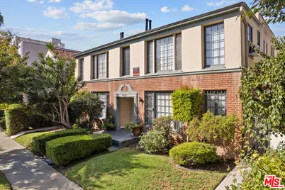 209 S Reeves Dr, Beverly Hills, CA 90212 - Photo 1