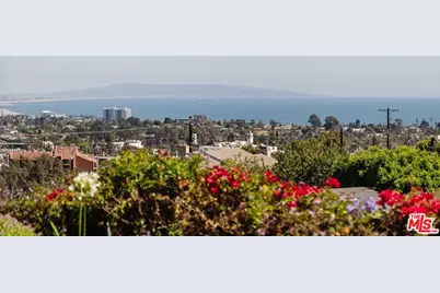 1109 El Medio Ave, Pacific Palisades, CA 90272 - Photo 1