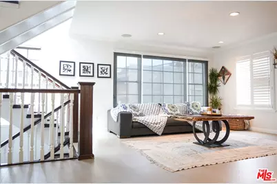 114 Pacific Ave, Venice, CA 90291 - Photo 1