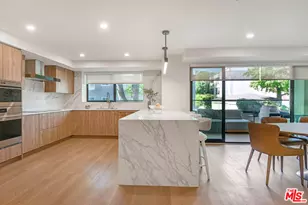 350 N Palm Dr, Beverly Hills, CA 90210 - Photo 1