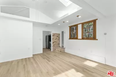 11110 Charnock Rd, Los Angeles, CA 90034 - Photo 1