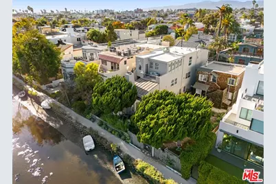 427 Sherman Canal, Venice, CA 90291 - Photo 1