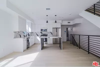 11814 Gilmore St, North Hollywood, CA 91606 - Photo 1
