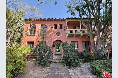 840 Huntley Dr #2, West Hollywood, CA 90069 - Photo 1