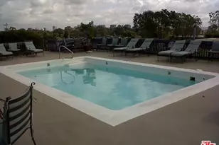 11730 W Sunset Blvd, Los Angeles, CA 90049 - Photo 1