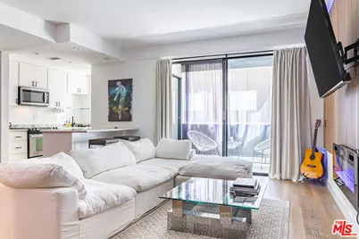 7250 Franklin Ave #512, Los Angeles, CA 90046 - Photo 1