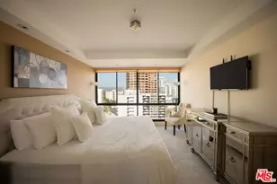 10490 Wilshire Blvd, Los Angeles, CA 90024 - Photo 1