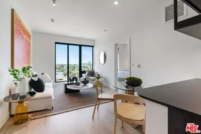 10700 Tabor St #412, Los Angeles, CA 90034 - Photo 1