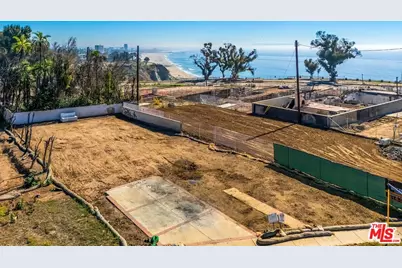 326 Mount Holyoke Ave, Pacific Palisades, CA 90272 - Photo 1