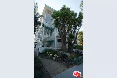844 6th St #1, Santa Monica, CA 90403 - Photo 1