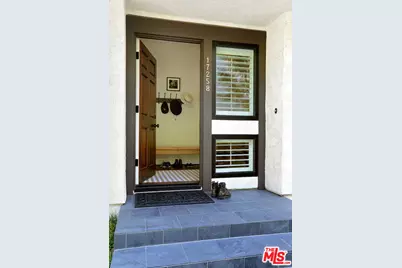 17258 Palisades Cir, Pacific Palisades, CA 90272 - Photo 1