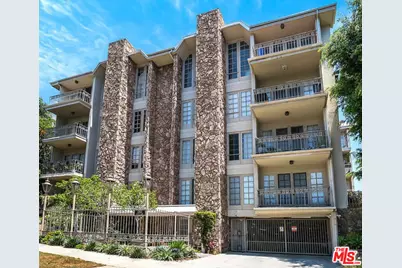 1260 S Beverly Glen Blvd #305, Los Angeles, CA 90024 - Photo 1