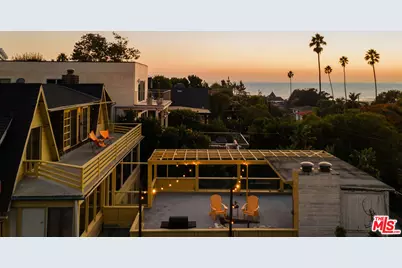 237 Mabery Rd, Santa Monica, CA 90402 - Photo 1