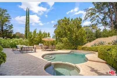 26065 Redbluff Dr, Calabasas, CA 91302 - Photo 1