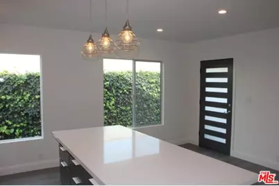 713 Vernon Ave #3, Venice, CA 90291 - Photo 1