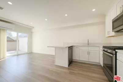 5244 Whitsett Ave #1/4, Valley Village, CA 91607 - Photo 1