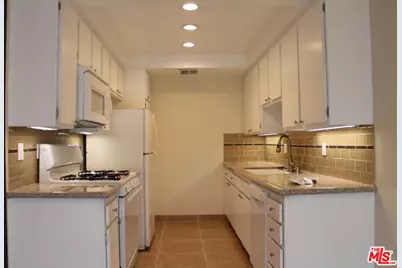 2349 S Bentley Ave #5, Los Angeles, CA 90064 - Photo 1