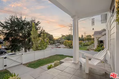 2325 Berkeley Ave, Los Angeles, CA 90026 - Photo 1