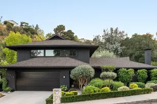 16828 Ivyside Pl, Encino, CA 91436 - Photo 1