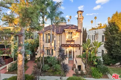 941 11th St #1, Santa Monica, CA 90403 - Photo 1