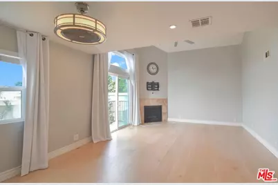 12530 Venice Blvd #6, Los Angeles, CA 90066 - Photo 1