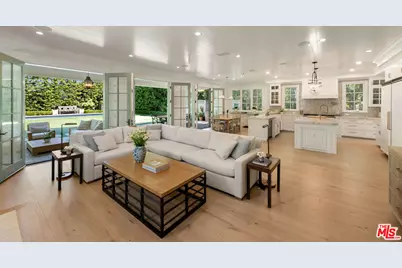 146 N Carmelina Ave, Los Angeles, CA 90049 - Photo 1