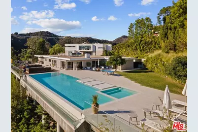 1650 Clear View Dr, Beverly Hills, CA 90210 - Photo 1