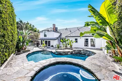 1322 Londonderry Pl, Los Angeles, CA 90069 - Photo 1