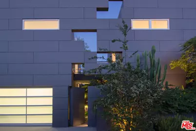 1201 Cabrillo Ave, Venice, CA 90291 - Photo 1