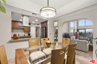 8455 Fountain Ave #402, West Hollywood, CA 90069 - Photo 1