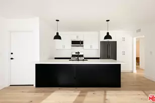 2811 3rd St, Santa Monica, CA 90405 - Photo 1