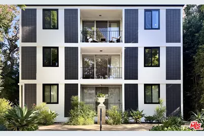 414 N Palm Dr #4, Beverly Hills, CA 90210 - Photo 1