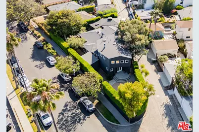 855 Sunset Ave, Venice, CA 90291 - Photo 1