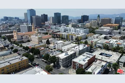 2809 W 8th St, Los Angeles, CA 90005 - Photo 1