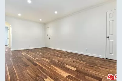 1112 N Olive Dr #F, West Hollywood, CA 90069 - Photo 1