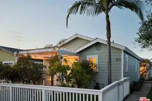 215 Portland Ave, Huntington Beach, CA 92648 - Photo 1