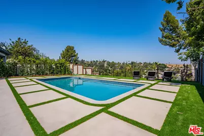 5835 McDonie Ave, Woodland Hills, CA 91367 - Photo 1