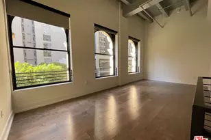 727 W 7th St, Los Angeles, CA 90017 - Photo 1