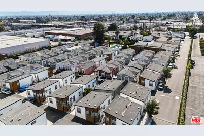 8250 Lankershim Blvd #66, North Hollywood, CA 91605 - Photo 1