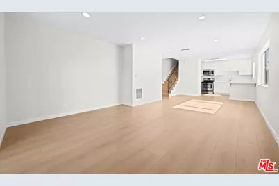1206 S Holt Ave #4, Los Angeles, CA 90035 - Photo 1