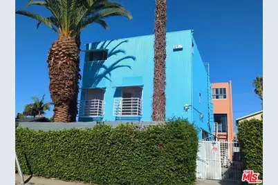 915 Broadway St #Unit 1, Venice, CA 90291 - Photo 1