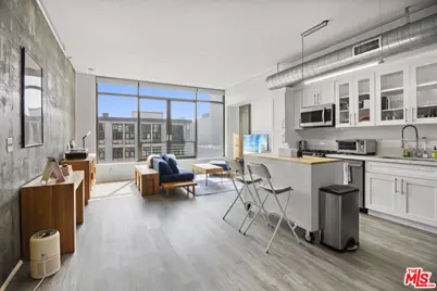 1111 S Grand Ave #813, Los Angeles, CA 90015 - Photo 1