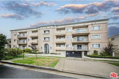 937 12th St #208, Santa Monica, CA 90403 - Photo 1