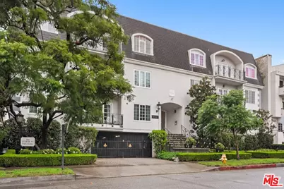 11745 Montana Ave #104, Los Angeles, CA 90049 - Photo 1